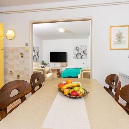 Apartmani Azur Dramalj Exterior photo